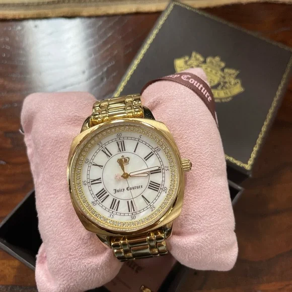 Juicy Couture | Accessories | Juicy Couture Born In The  display picture 2